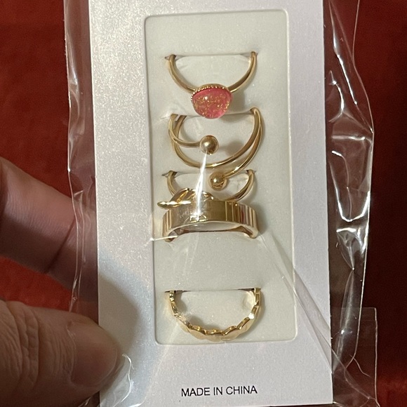 Rings 5 Set Gold Adjustable Rings Charlotte & Anna - Picture 3 of 5